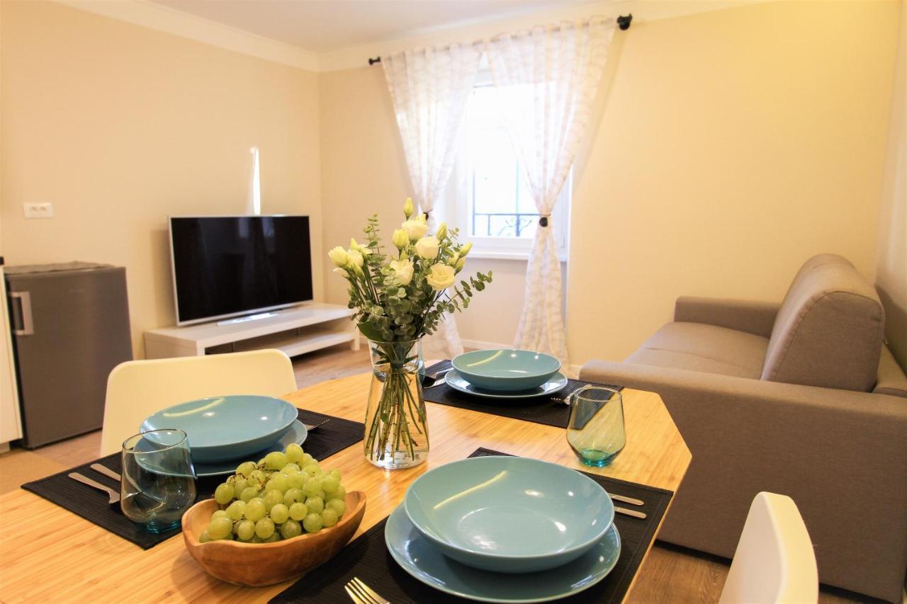 Sal & Mar Apartments ไพราน ภายนอก รูปภาพ