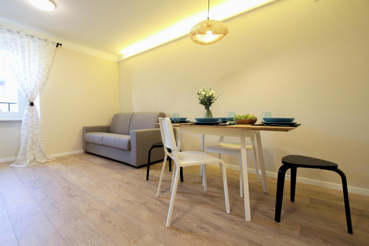 Sal & Mar Apartments ไพราน ภายนอก รูปภาพ